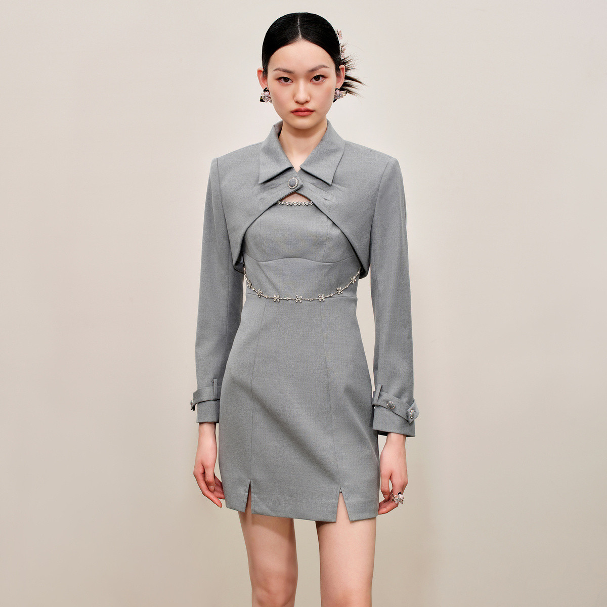 【媛媛女王】MAXRIENY通勤风烟灰色外搭连衣裙