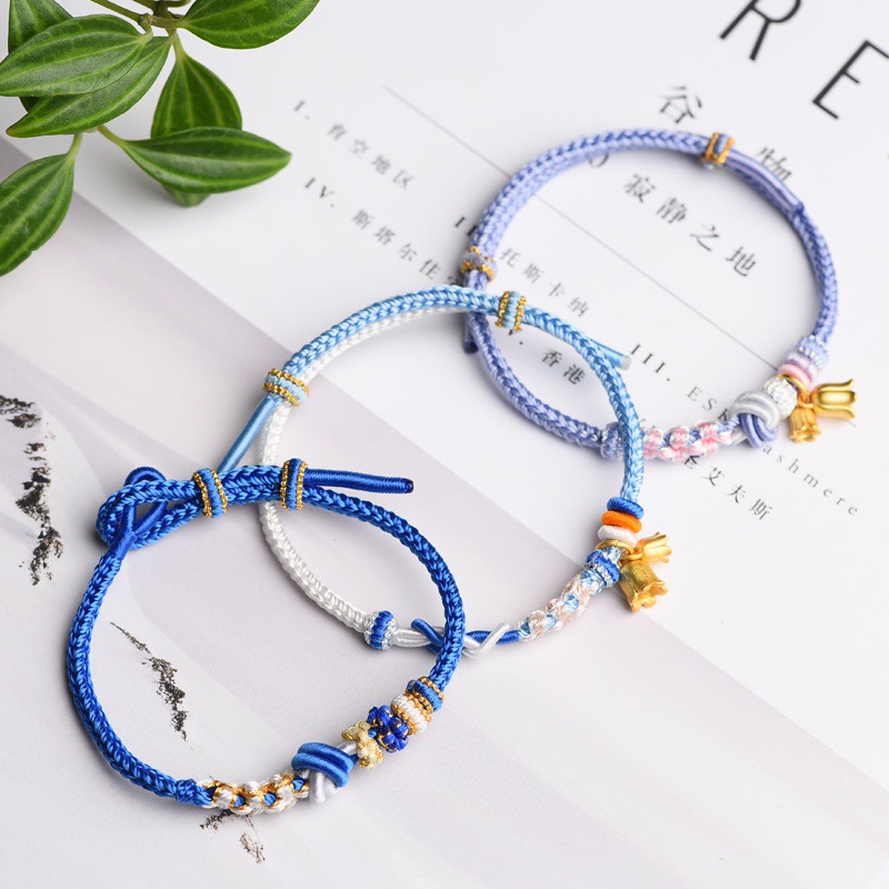 热卖新款桃花纯手工手绳编织闺蜜款小红书爆款小清新可调节加配饰