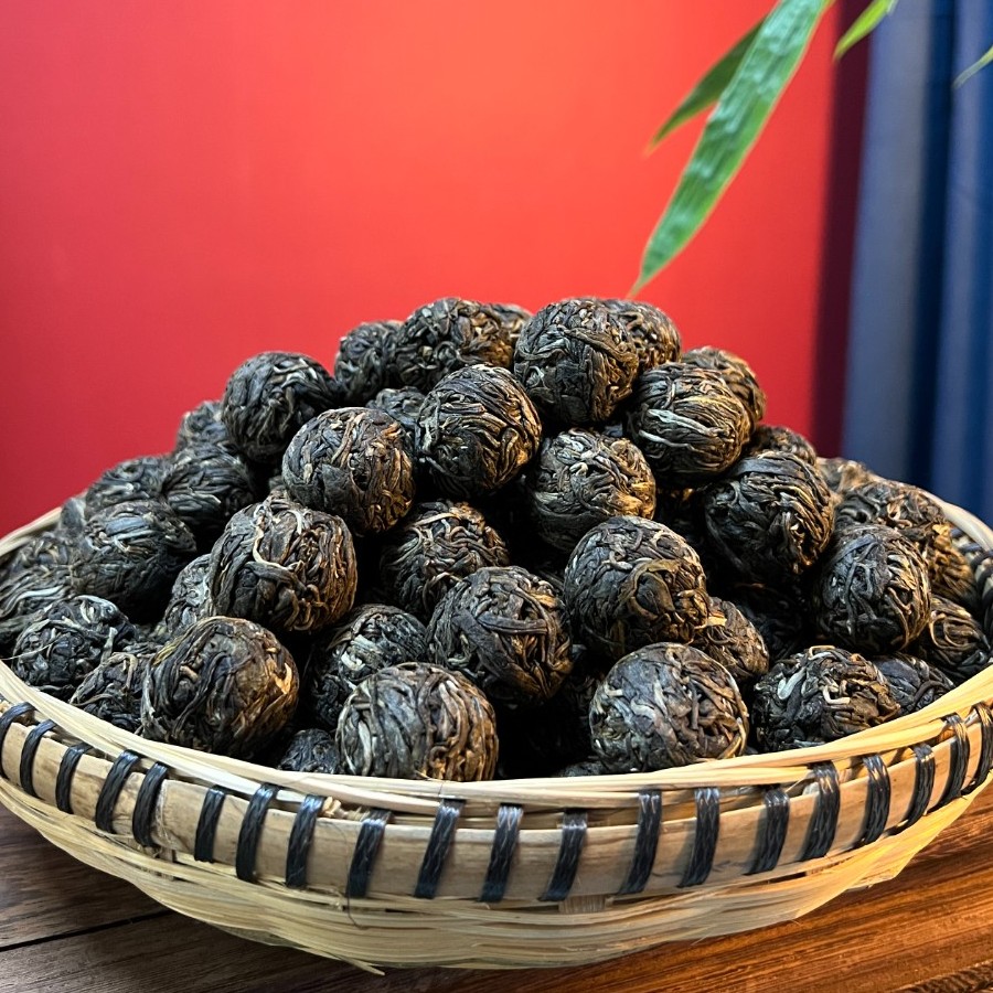 澜普号【定制冰岛早春】普洱茶生茶龙珠8g/颗