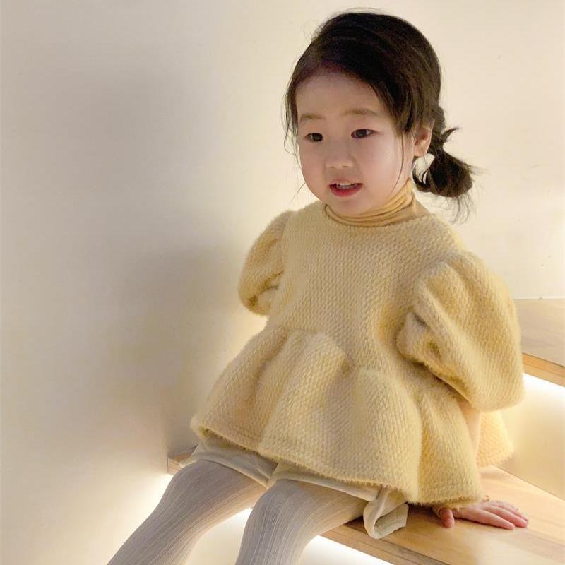 女童装时髦套装洋气泡泡袖娃娃衫春款女宝韩版柔软奶萌短上衣宝宝