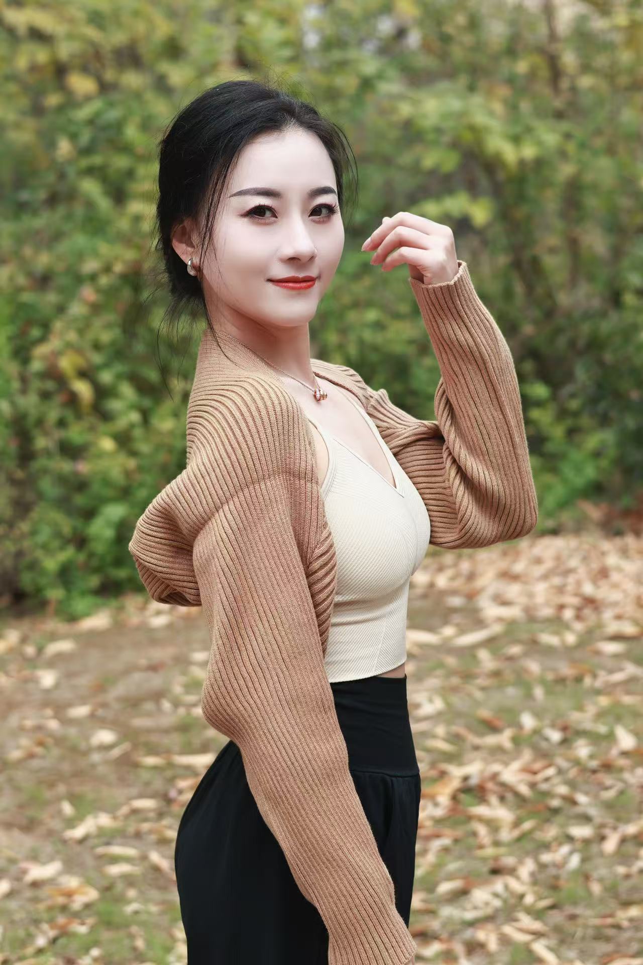 珊珊老师同款韩国小众add包肩毛衣‘不掉肩哦’