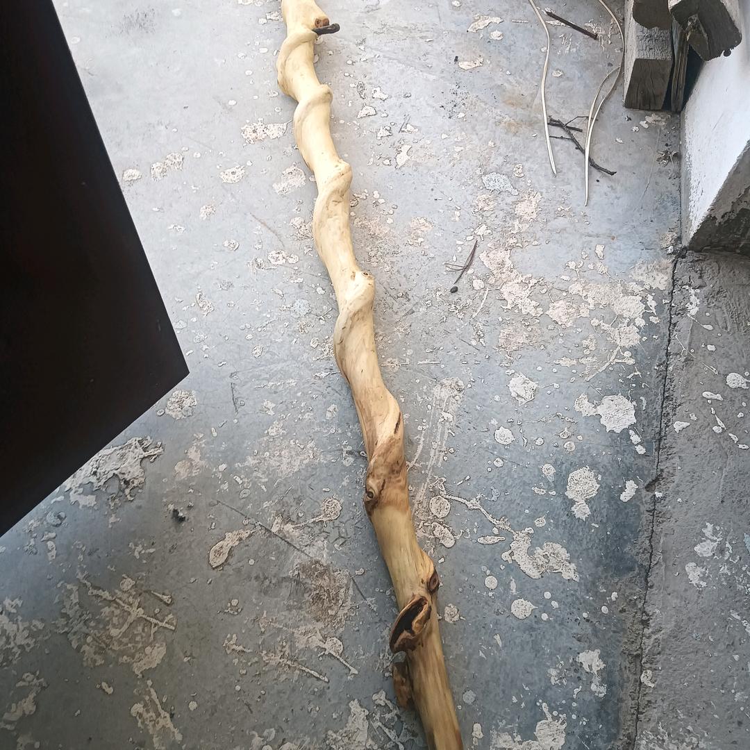 登山杖手杖木棍拐棍棍子实木六道木鞭杆武术棍铁匠木登山棍