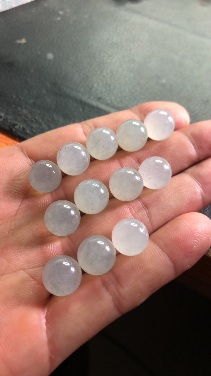 冰种翡翠圆珠卡11加白色珠珠