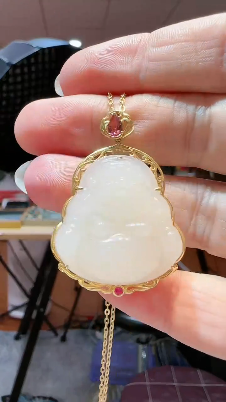 【闪购商品】和田玉吊坠18K金镶嵌红点藕粉大佛HE02474