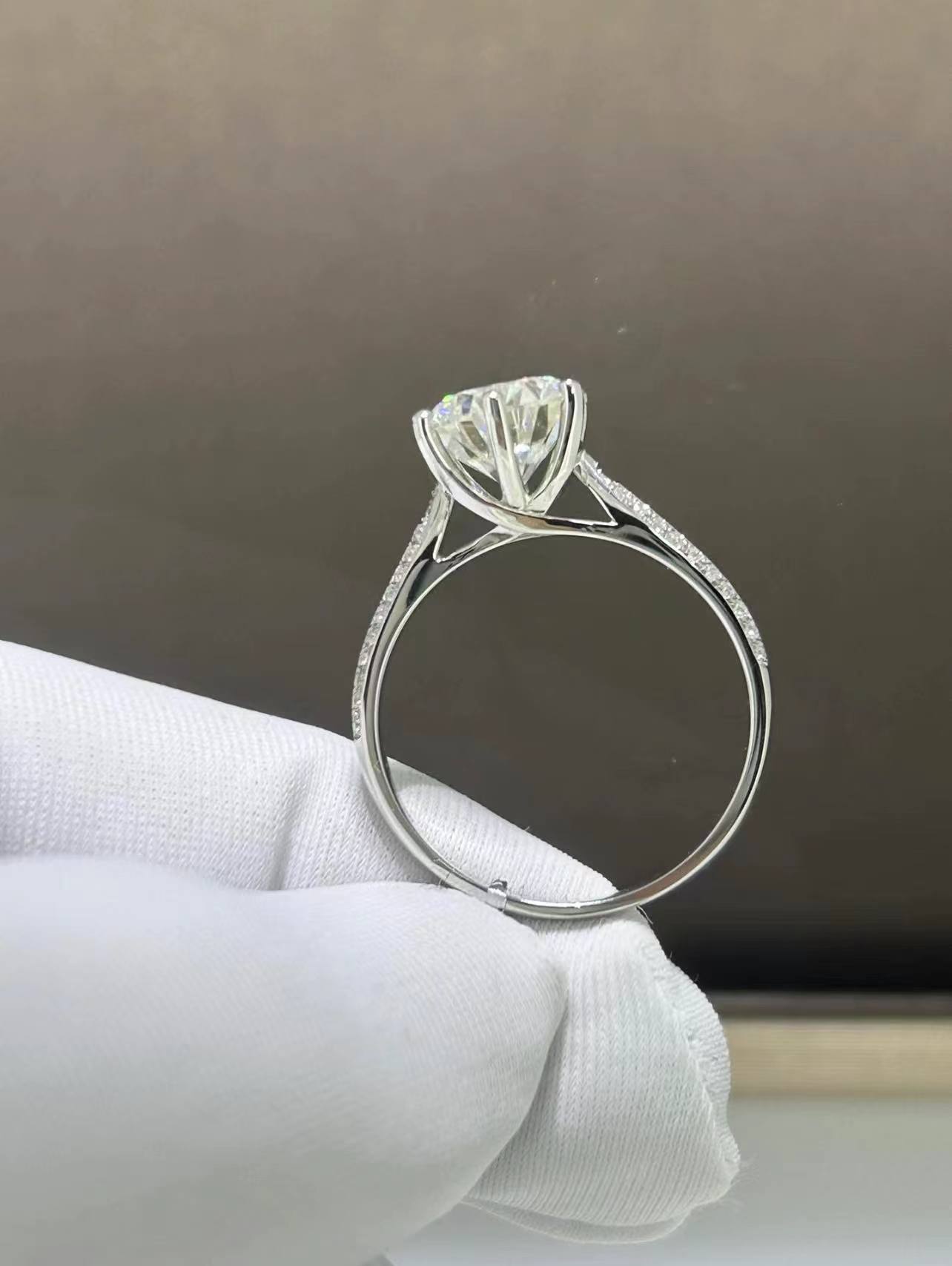 【美的不可方物】灿若星辰戒指MM23CT2