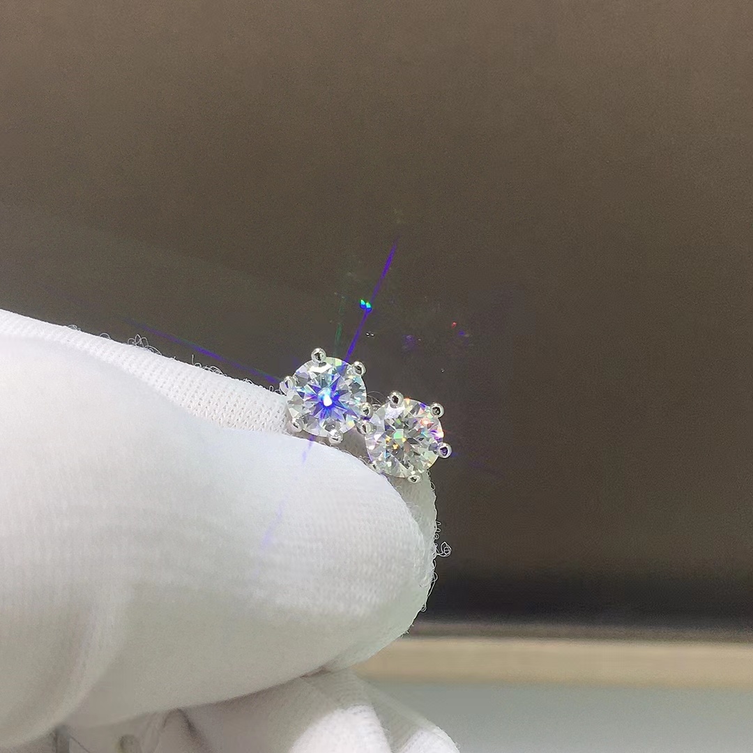 1克拉六爪耳钉耳饰-zz29