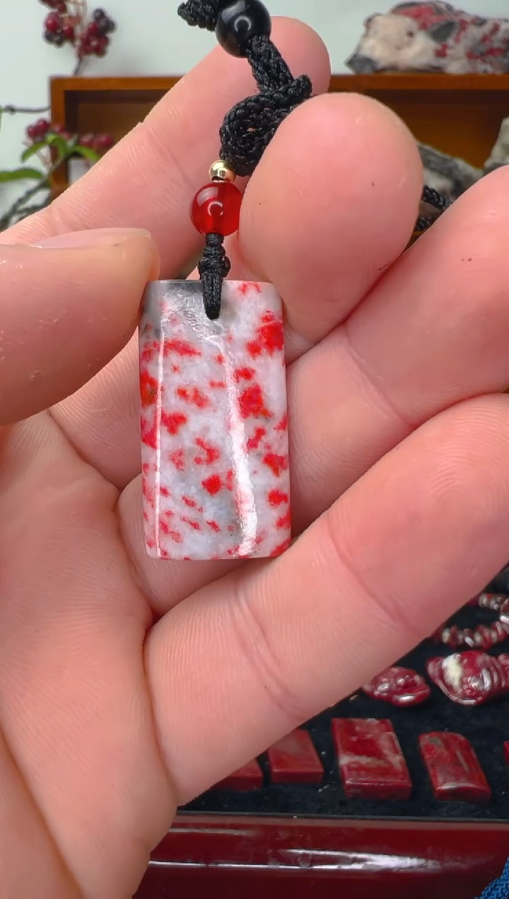 【闪购商品】无事牌饰品