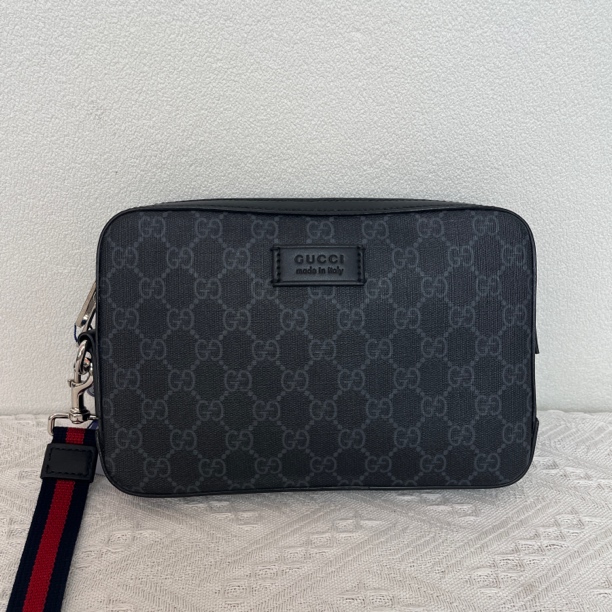 99新 GUCCI/古驰 98新/6301男士时尚百搭黑老花手拿包