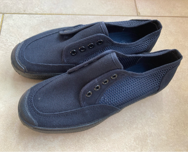 网眼夏工作鞋 黑色网眼鞋 胶鞋 透气舒适