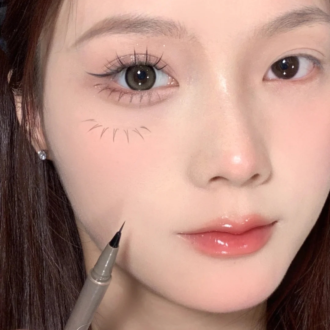 彩色眼线笔神器新手眼线笔女不晕染持久防水极细眼线液笔官方正品