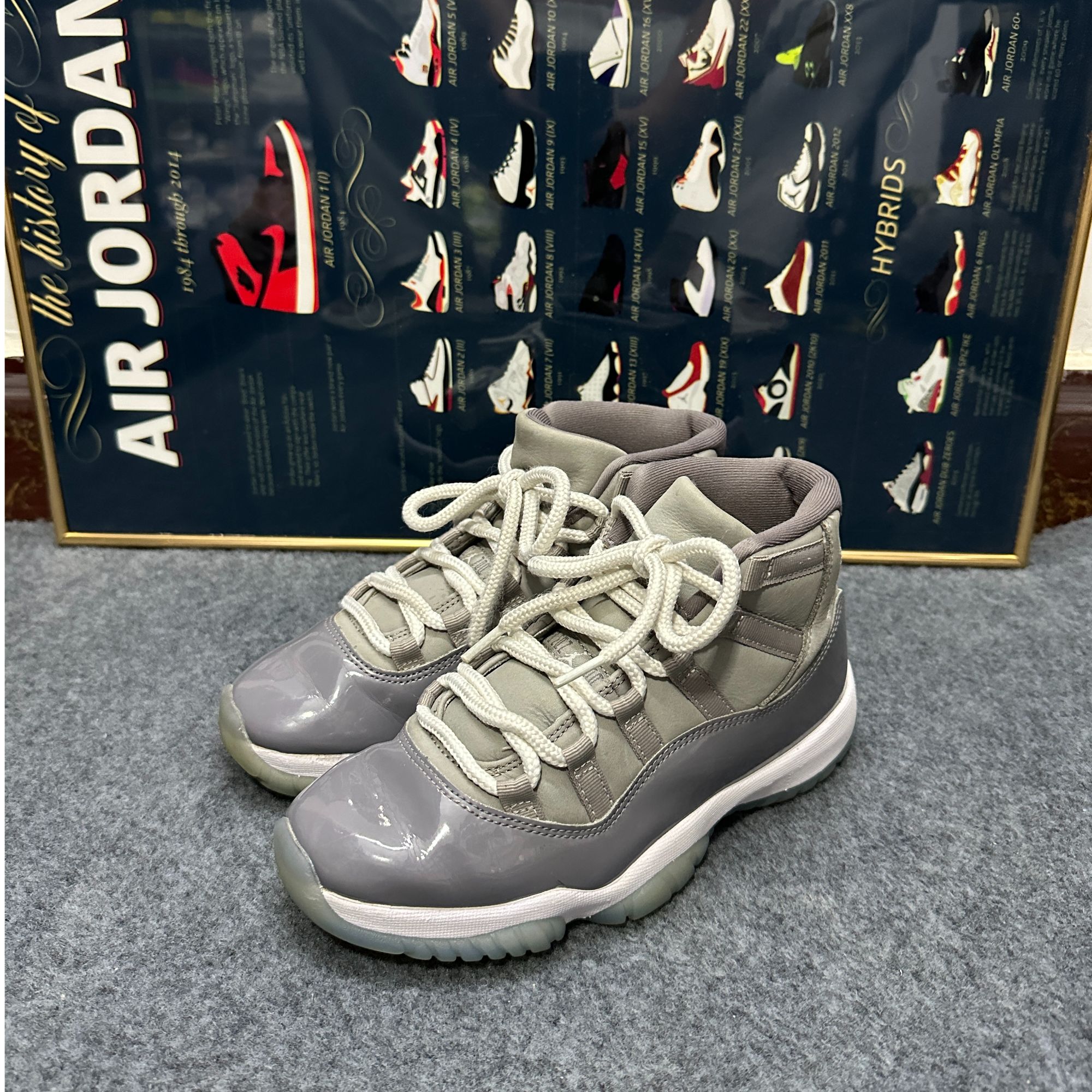 二手正品 38.5码  灰白 AJ11  复古篮球鞋   公价2.7K