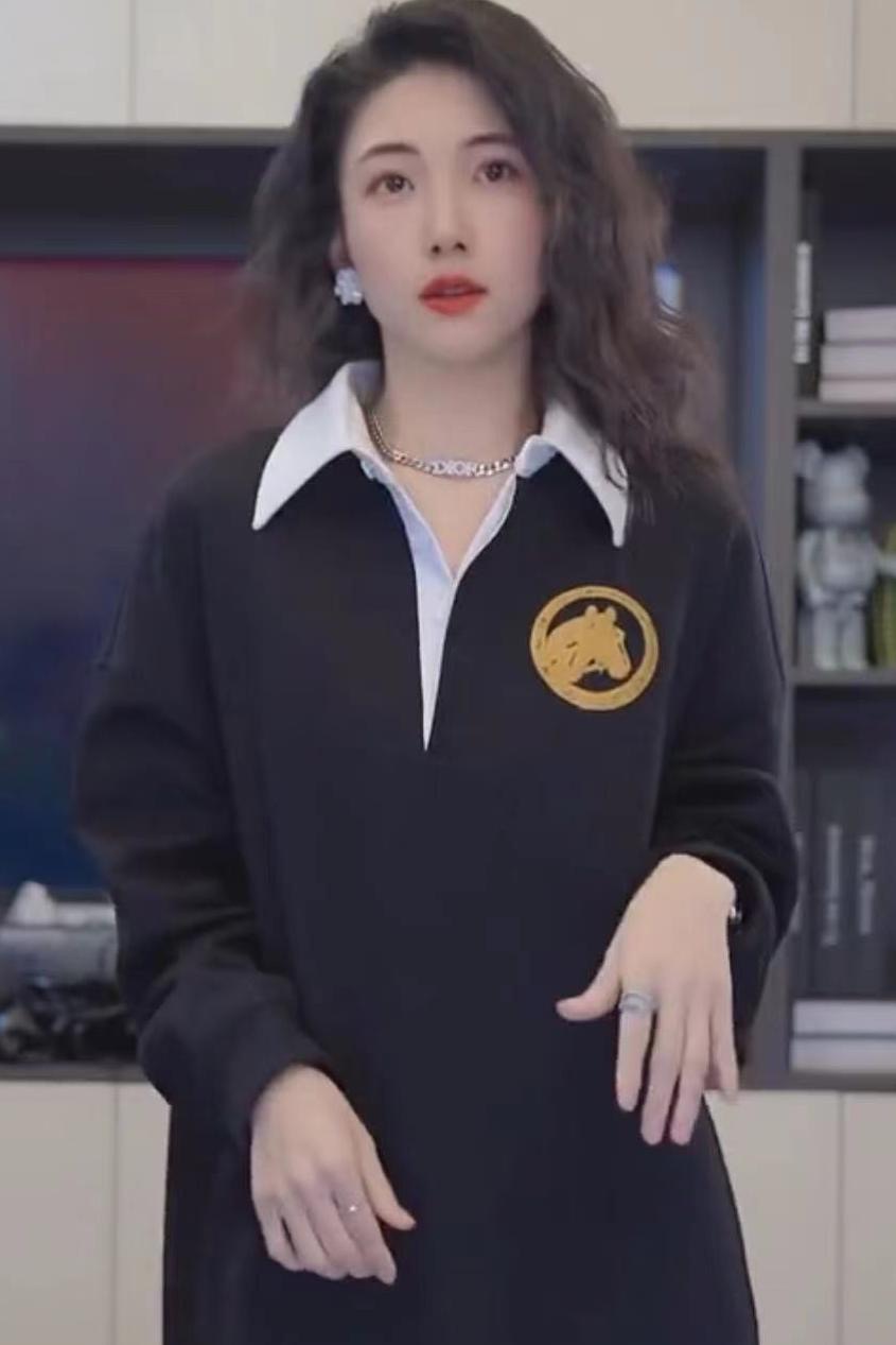 反季清仓品牌折扣新款设计师黑色卫衣小马刺绣保暖长袖圆领撞色秋