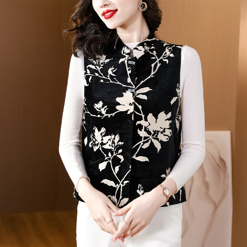 秋冬新款立领对襟刺绣马甲女复古新中式外穿背心外套中国风马夹