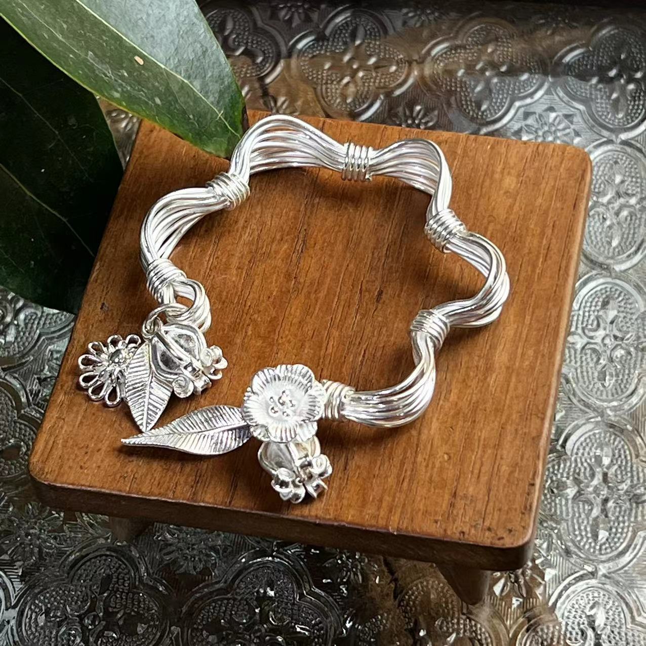 925银银制品 百搭设计师精美款气质时尚手工定制五层星星手镯