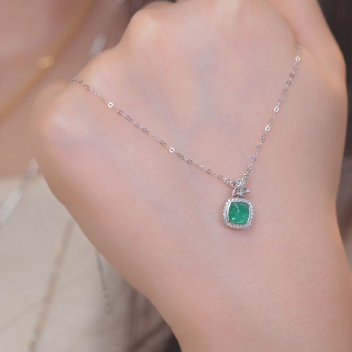 祖母绿项链18K金镶嵌（1.07ct）@@Q1191