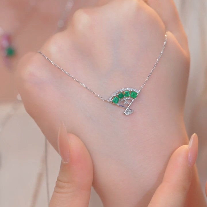 祖母绿项链18K金镶嵌（0.93ct）@@Q2038