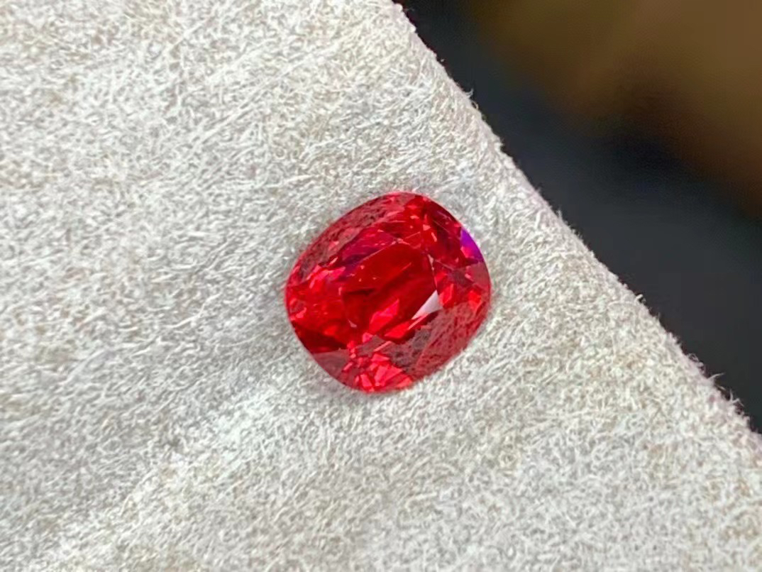 『GRS彩宝』天然无烧鸽血红宝石1.01克拉