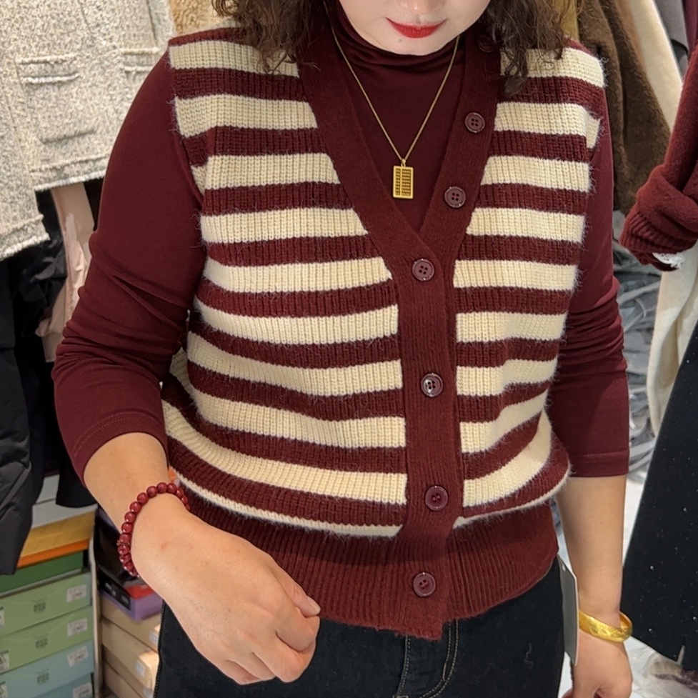 [ W i F i ]810610新款韩系休闲套装纯色高领打底衫条纹针织马甲