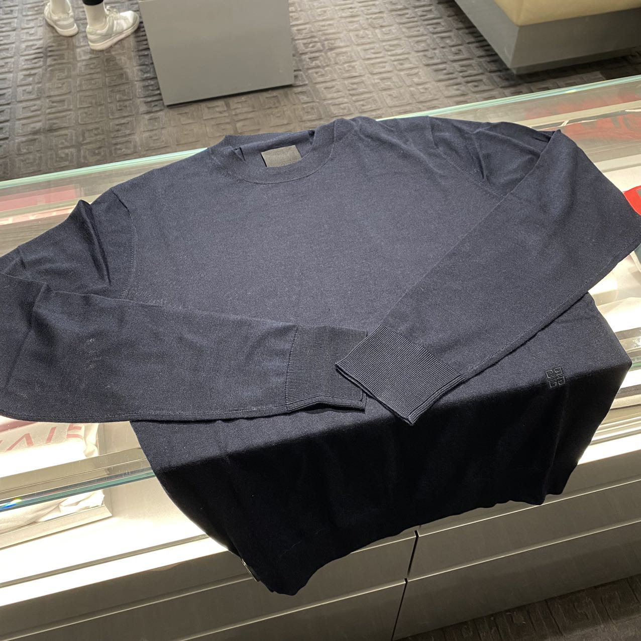 全新未使用 Givenchy/纪梵希 男士针织打底毛衣