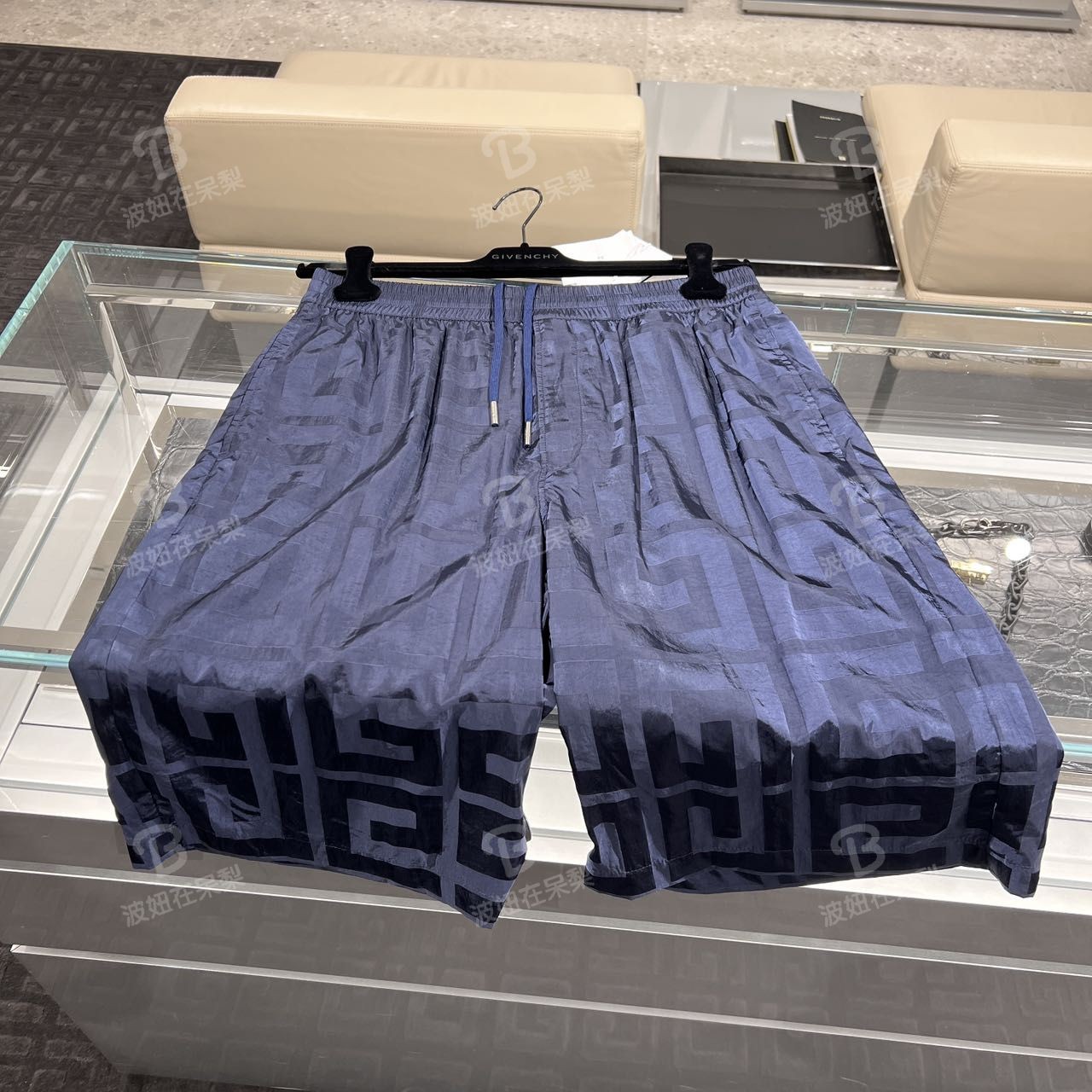 全新未使用 Givenchy/纪梵希 男士短裤