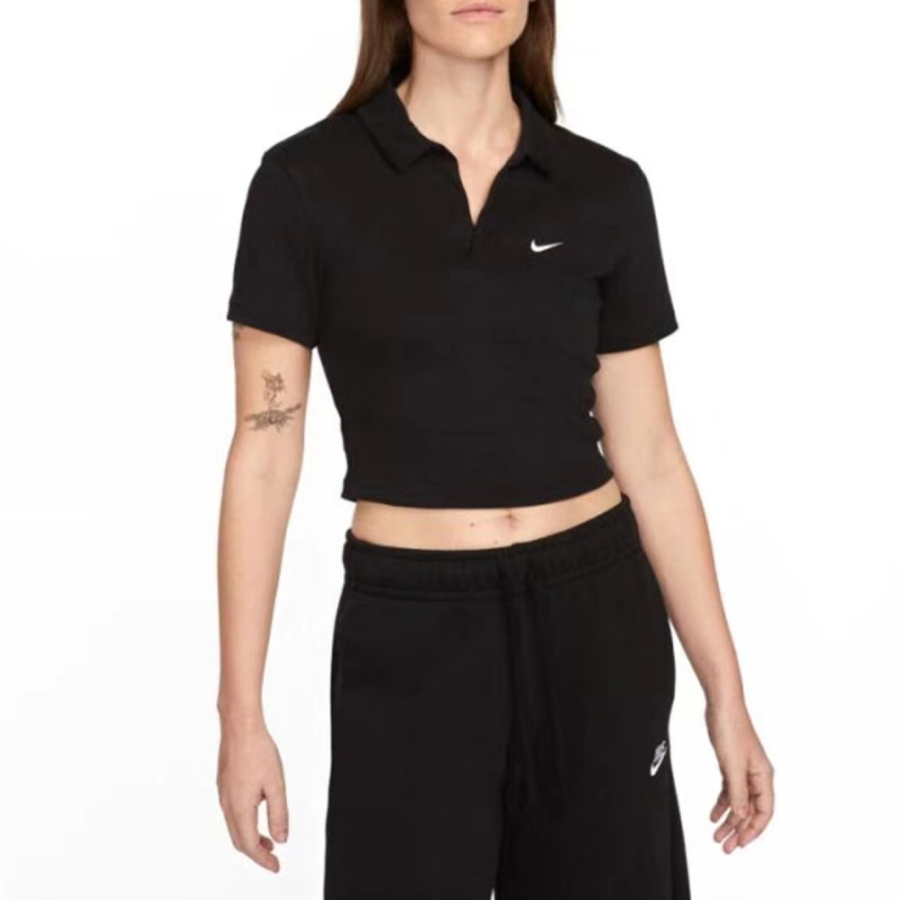 NIKE/耐克【廊坊万达NK专享】女子翻领短款休闲半袖 DV7885010