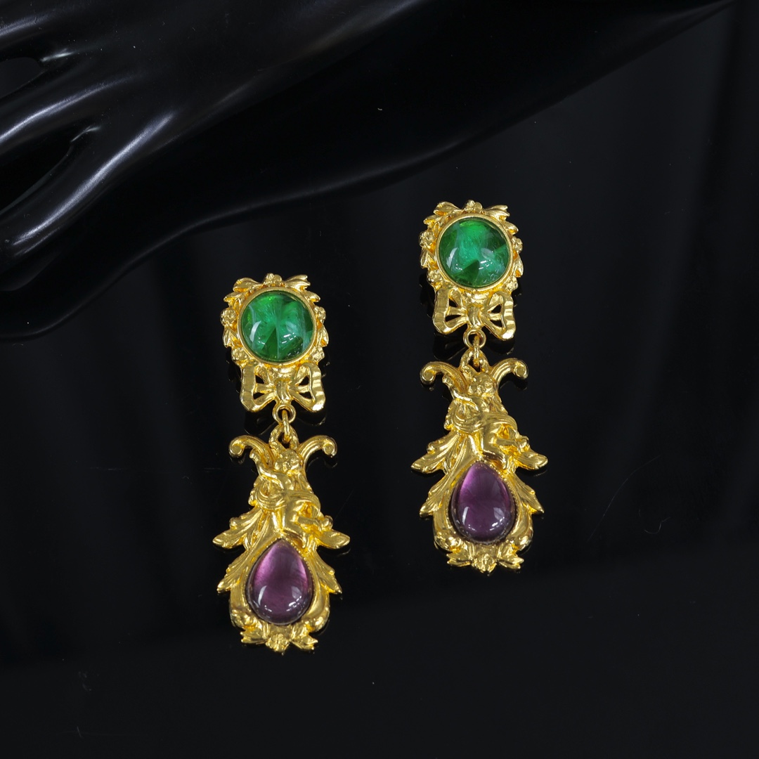 合金耳饰 中古女孩vingtage法国金属小人扫肩镶嵌琉璃耳夹