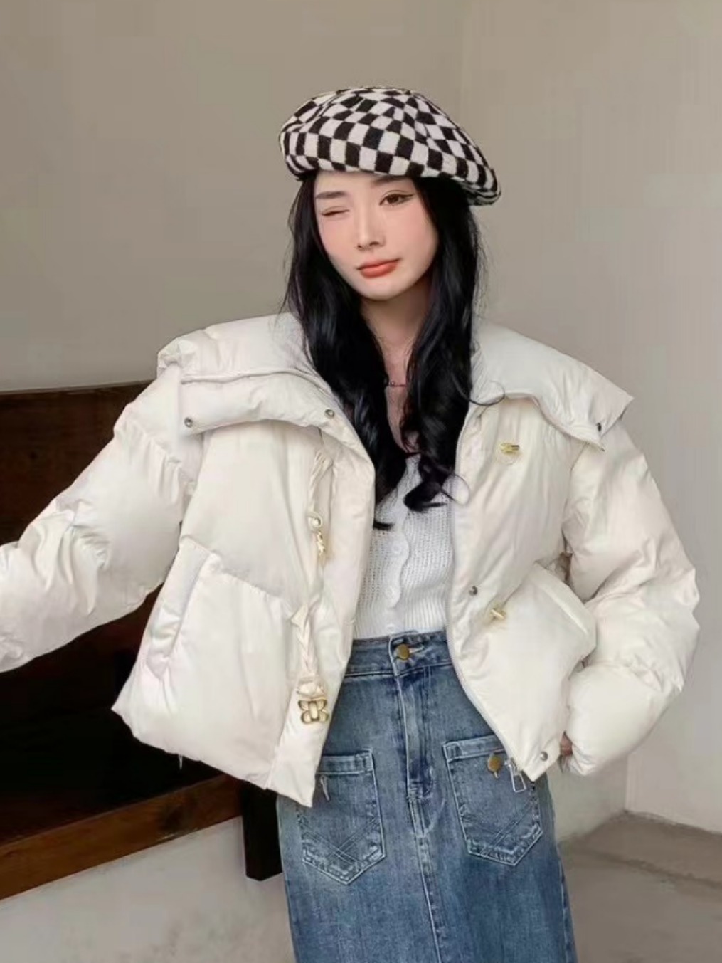 短款羽绒服女2024冬季新款连帽小香风加厚90白鸭绒宽松面包服外套