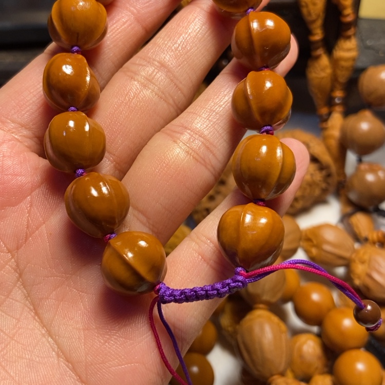 【闪购商品】橄榄核吊坠