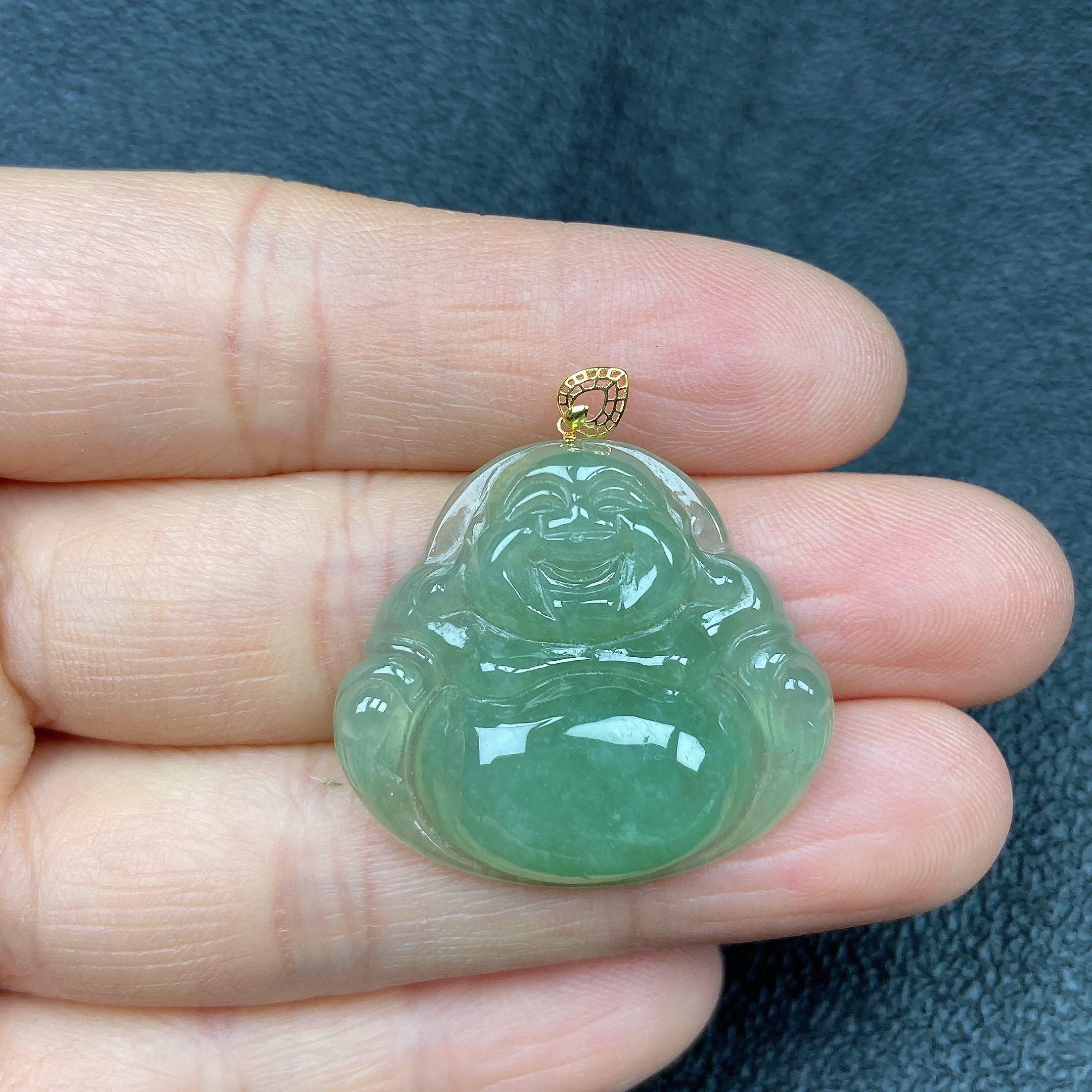 18k扣头冰润绿色精美佛公吊坠天然翡翠a货28.3×25.4×6.1mm