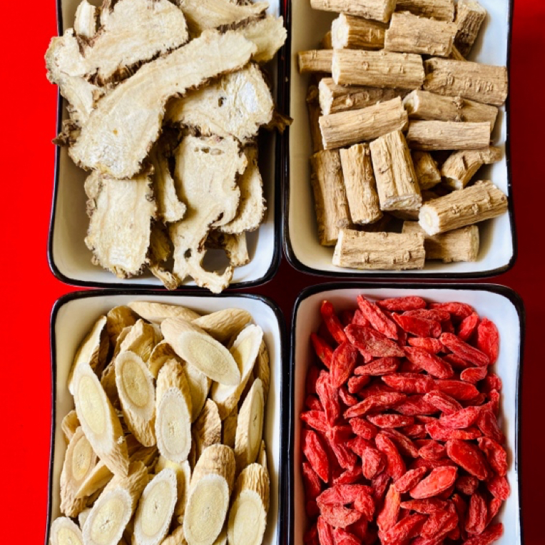 金典滋补四宝、当归、黄芪、党参、枸杞、真材实料滋补佳品。