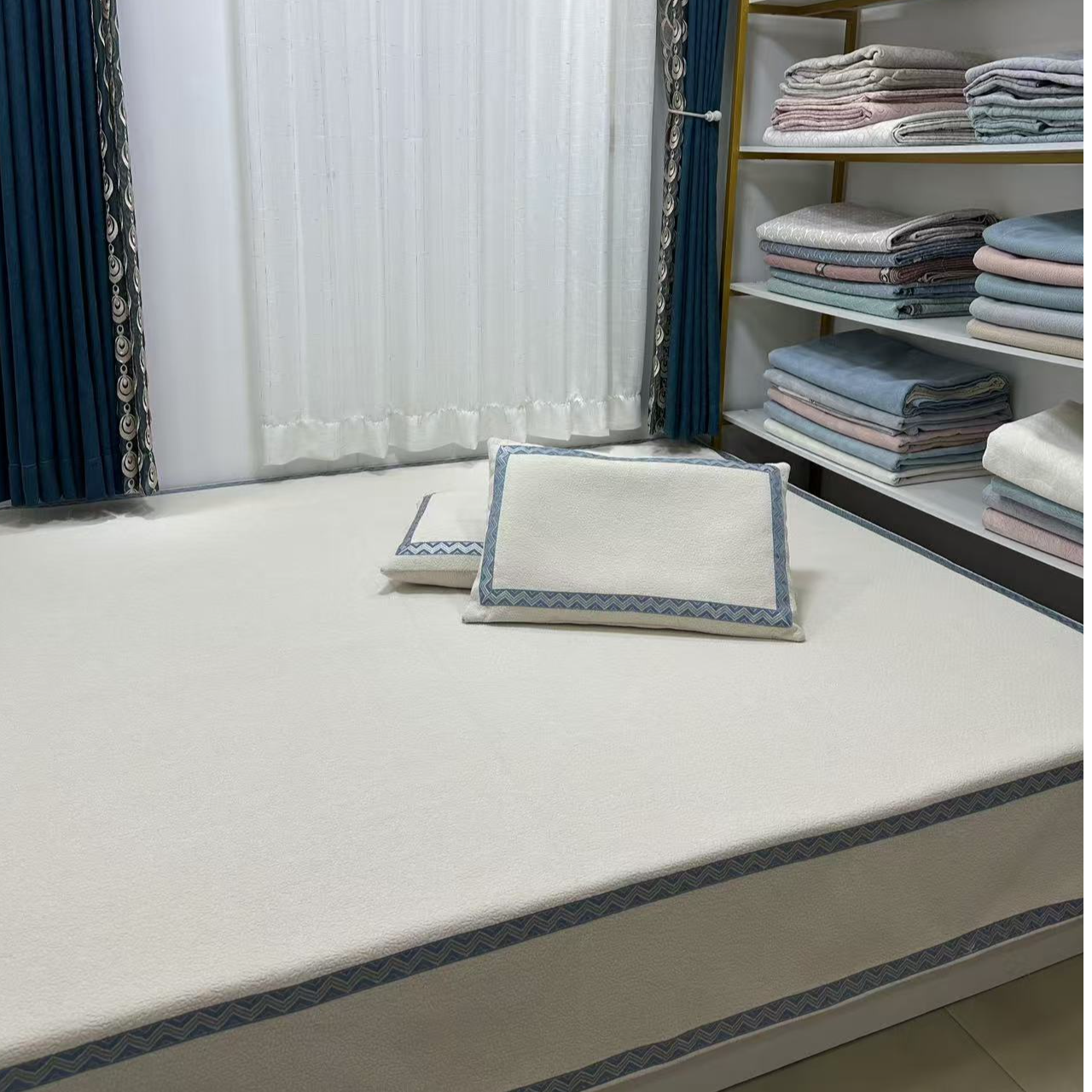 高端雪尼尔祥云榻榻米炕盖 四季通用 不跑不滑 机洗水洗 不起球