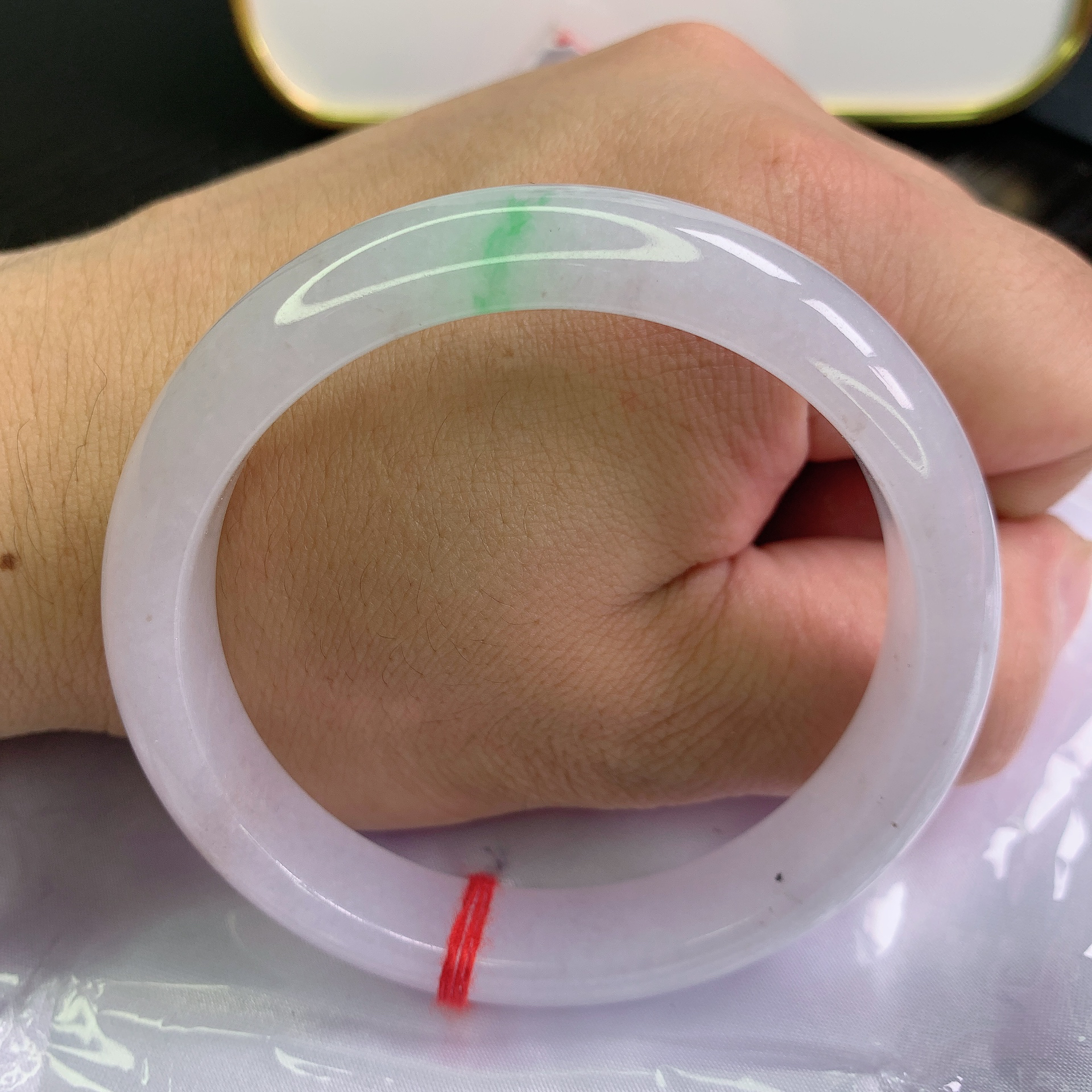 0280号缅甸天然A货翡翠女款手镯57-58圈口白夜光飘一摸绿圆条手镯