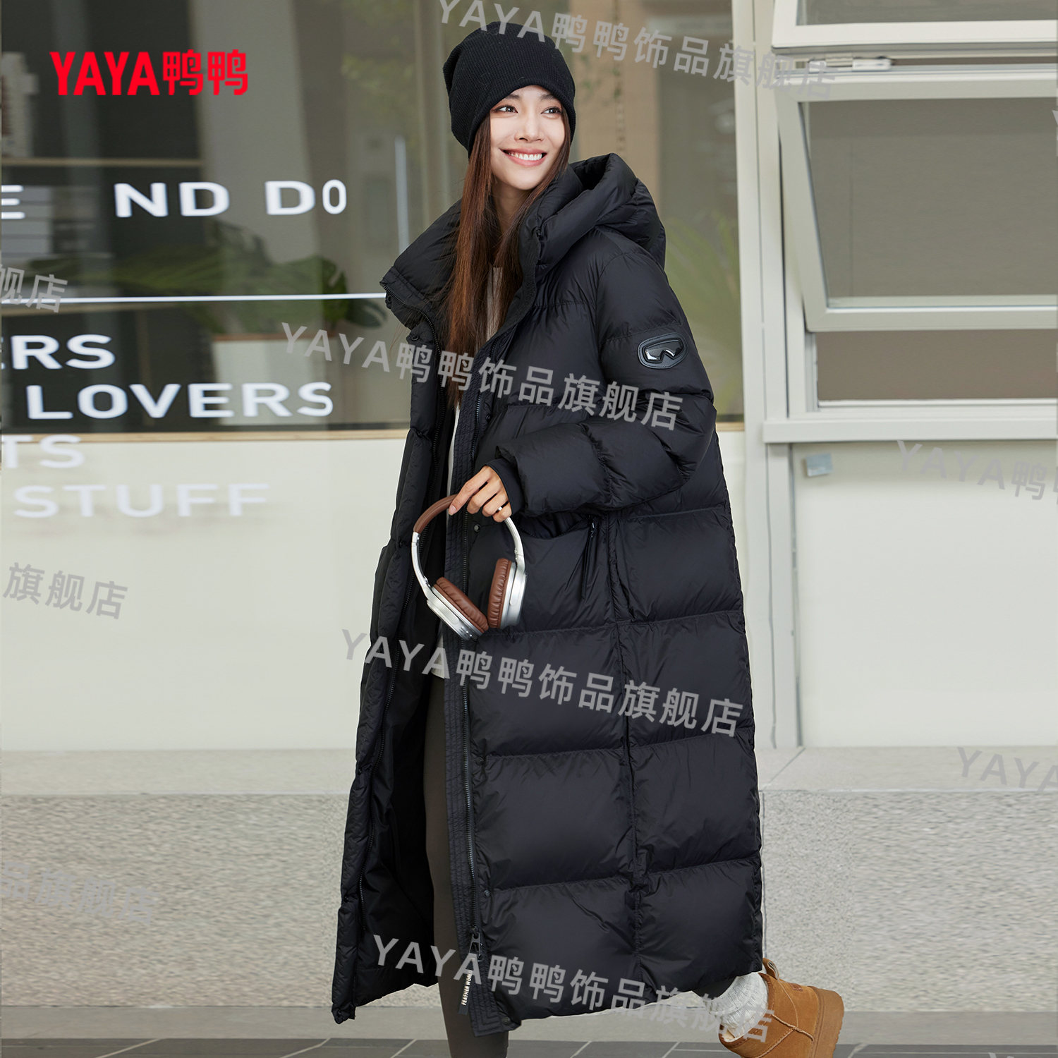 YAYA/鸭鸭休闲加厚立领连帽女士时尚高充绒羽绒服YE3B634952N