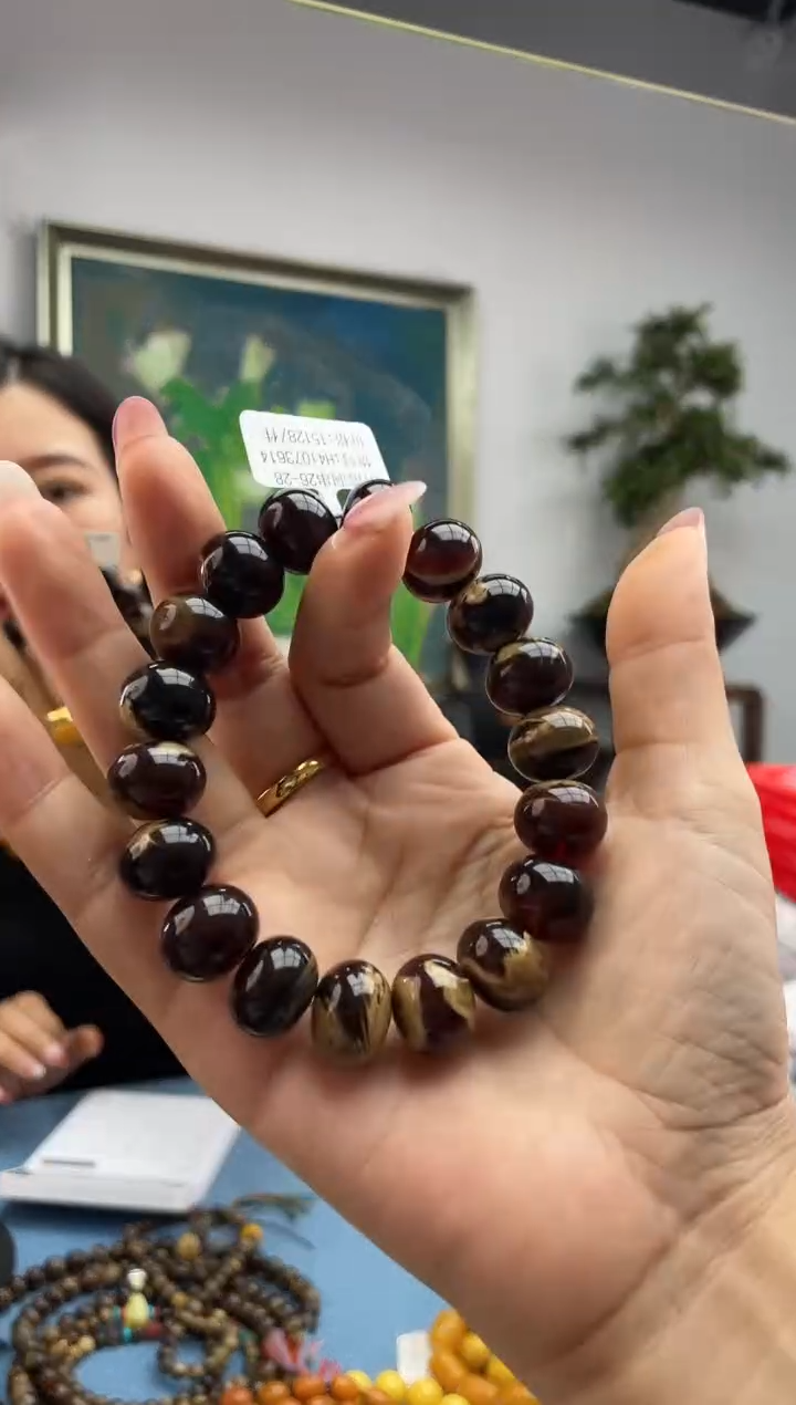 【闪购商品】琥珀手串未镶嵌26/28 014