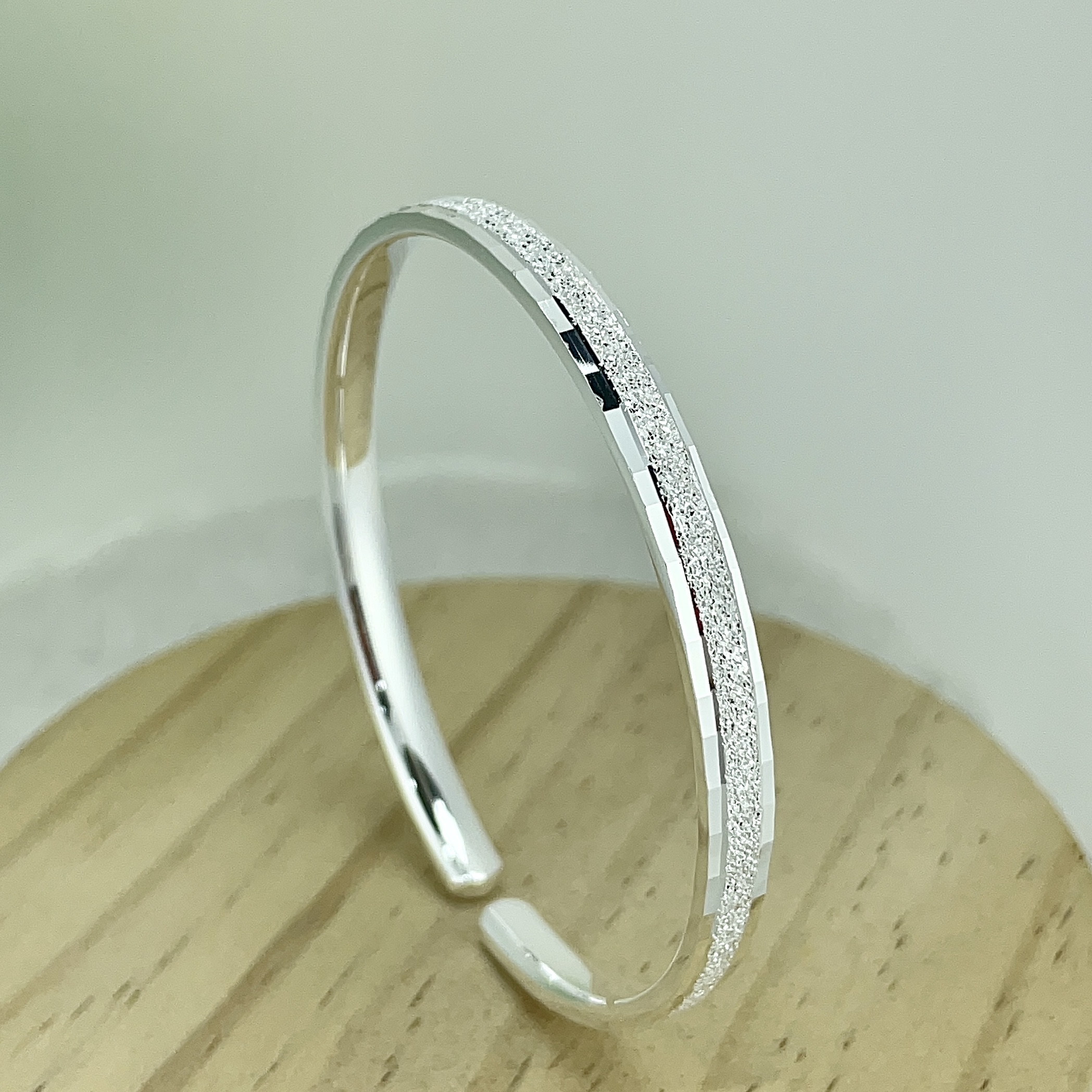 君派 足银手镯 【闪砂银河】足银999.9开口碎冰冰满天繁星银手镯