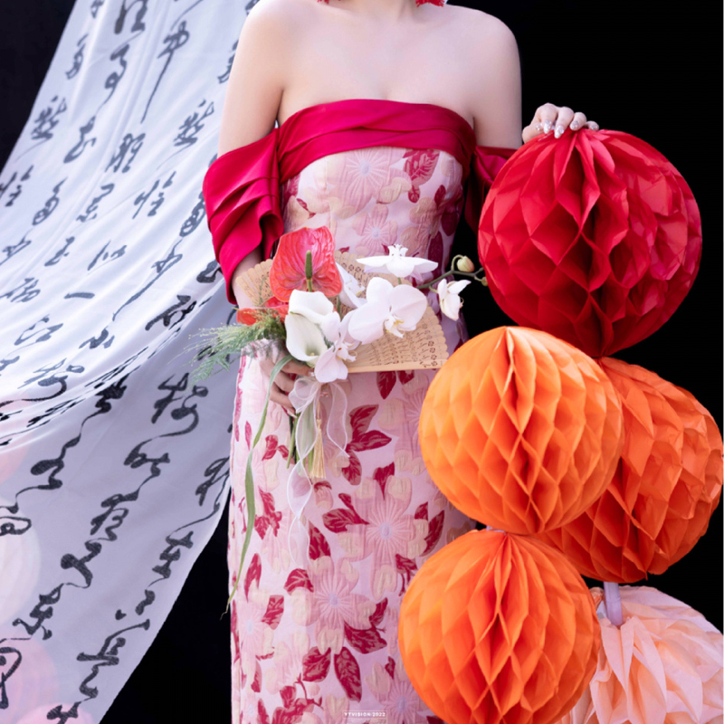 新中式晨袍女新娘高级感一字肩鱼尾敬酒服订婚宴晚礼服抹胸连衣裙