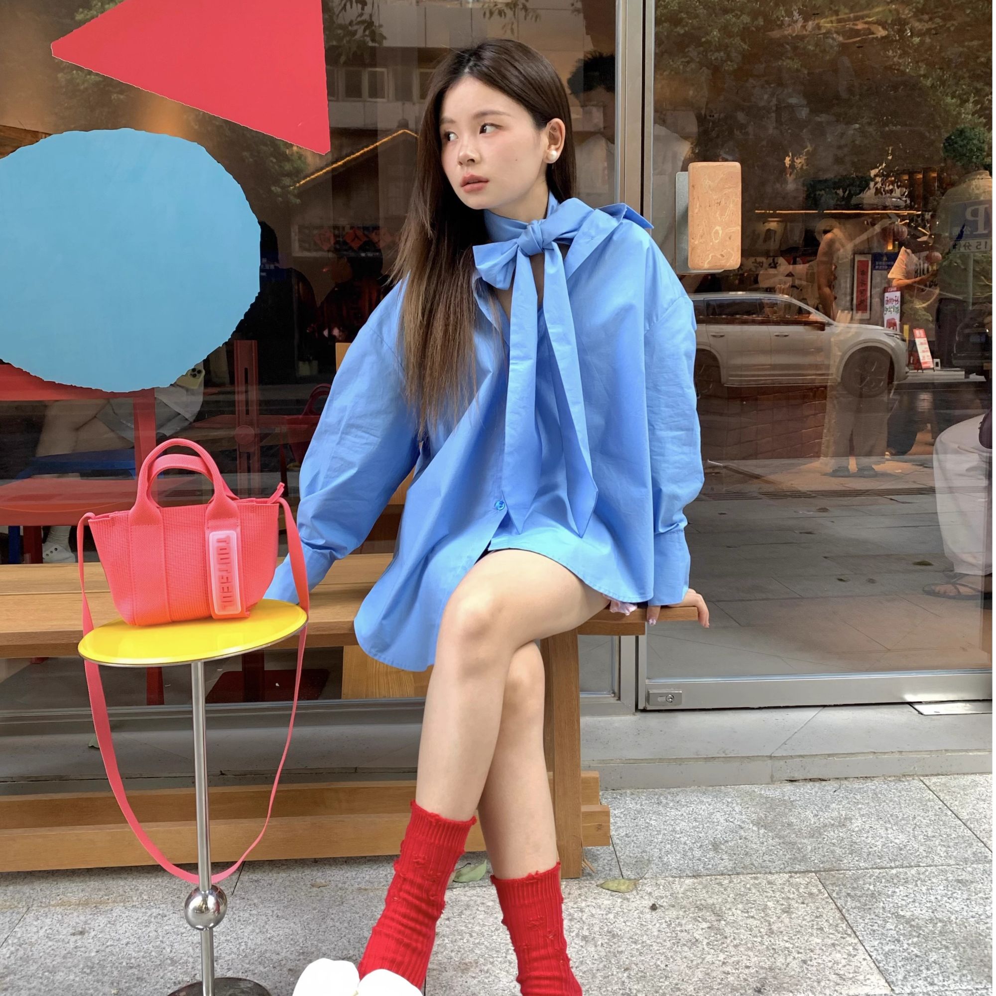 DAMEI大美 颜色很出众的衬衫 克因蓝韩系上衣 搭配蝴蝶结设计衬衣