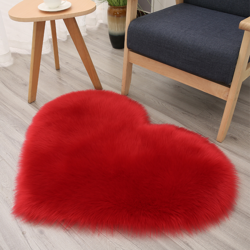 加厚毛绒心形地毯卧室床边爱心拍照垫子可机洗支持定制可批发