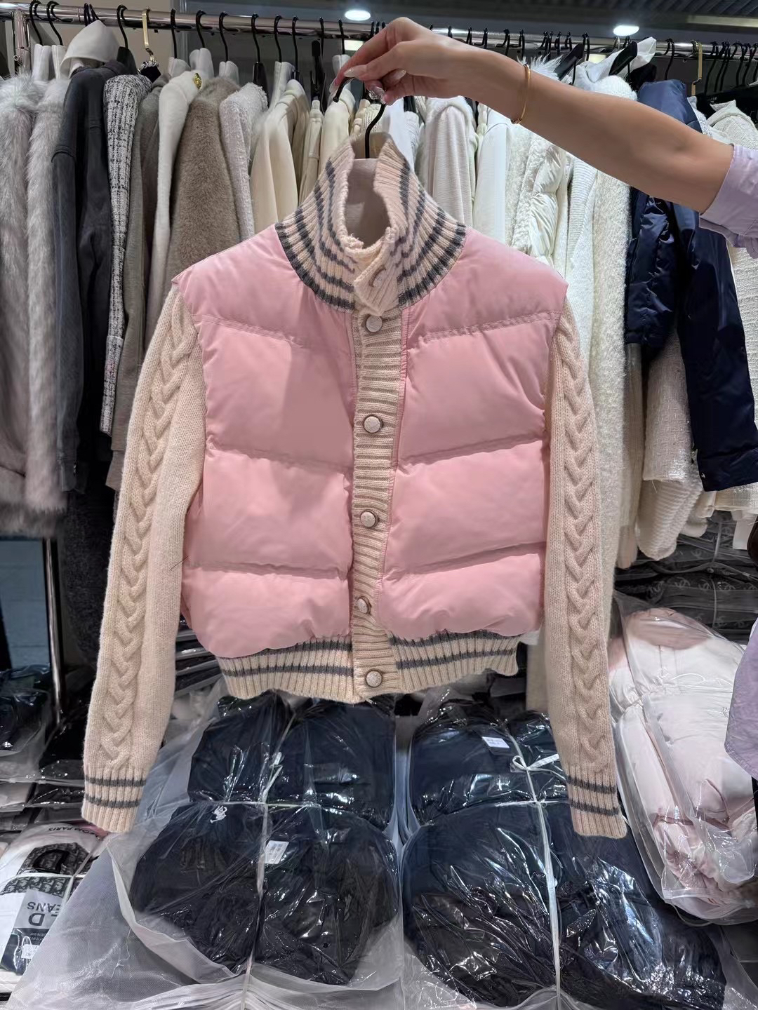 茶茶酱新款拼接立领羽羽短款厚外套