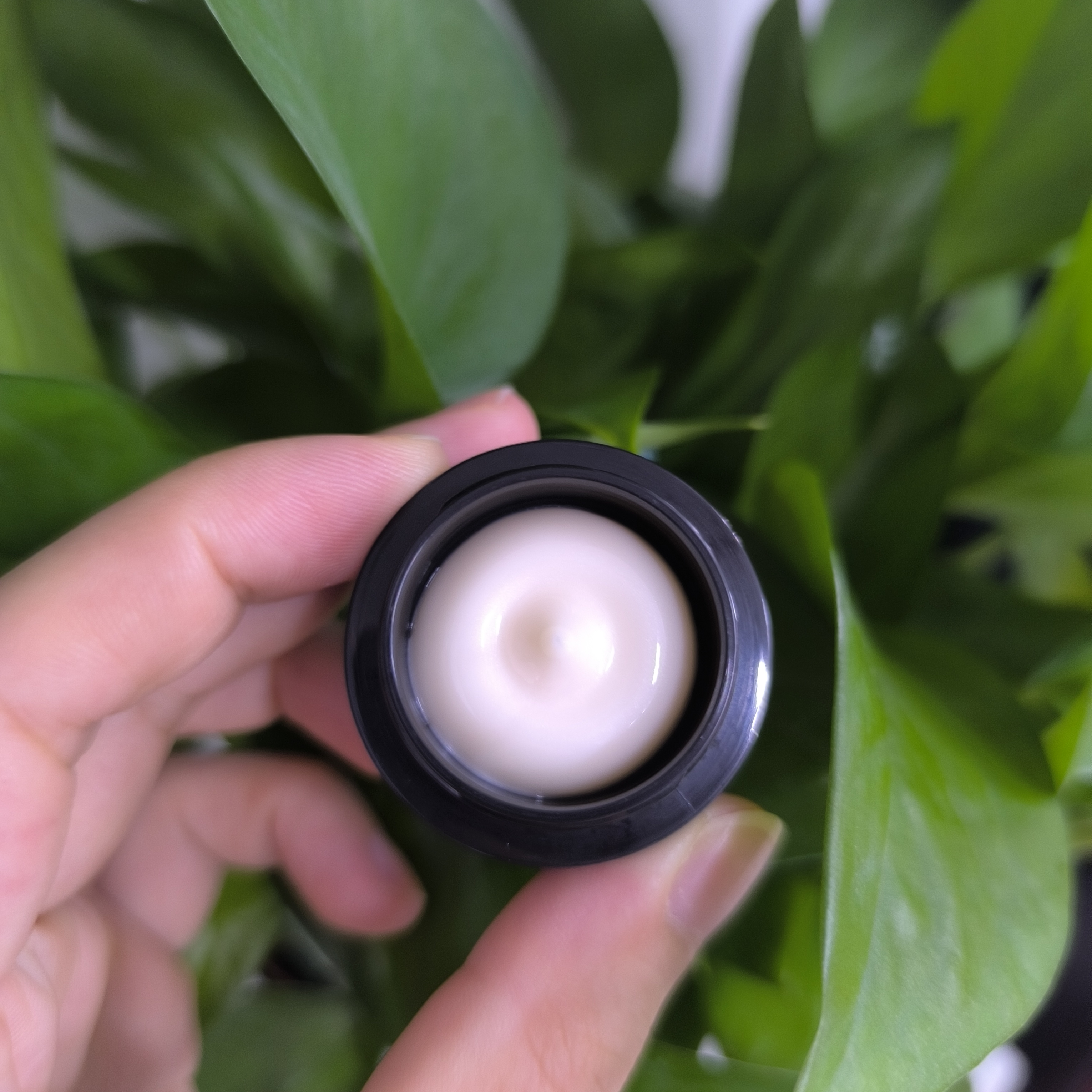 【言言分享阿玛玛】黑色钥匙面霜