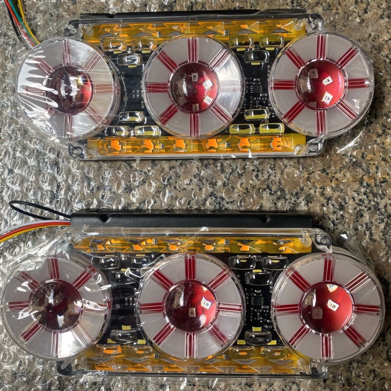 qtop货车三圆装饰贴