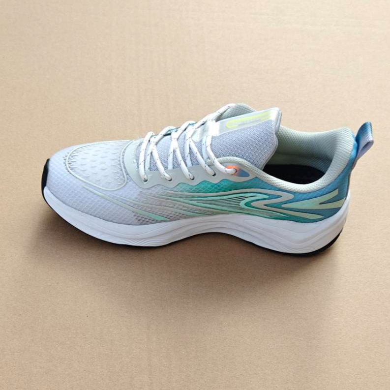 001-200男士时尚休闲舒适轻便耐磨运动鞋