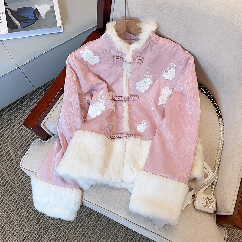 新中式粉色轻国风棉服女冬季唐装盘扣刺绣毛毛拼接订婚服夹棉外套