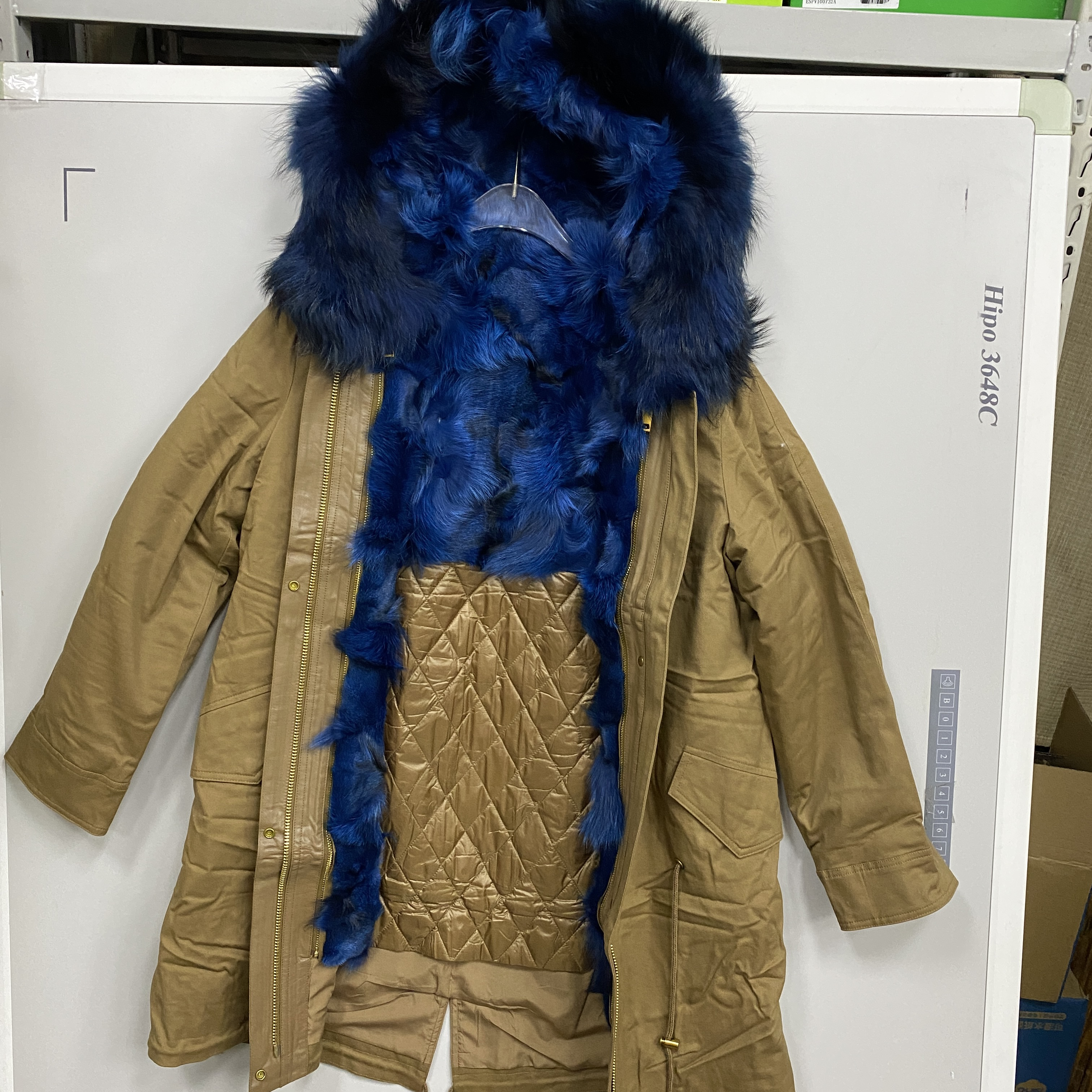 252512意系殿堂系MRM品质2W➕皮草派克大衣可两穿错过buzaiyou