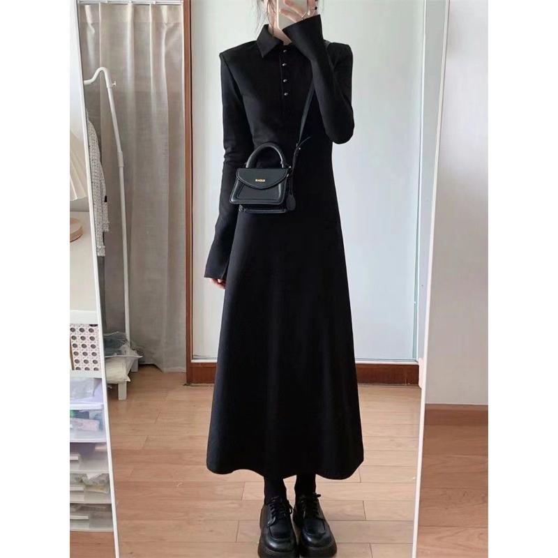 赫本风黑色打底保暖衬衫长裙秋冬款时尚百搭收腰显瘦带拉链连衣裙