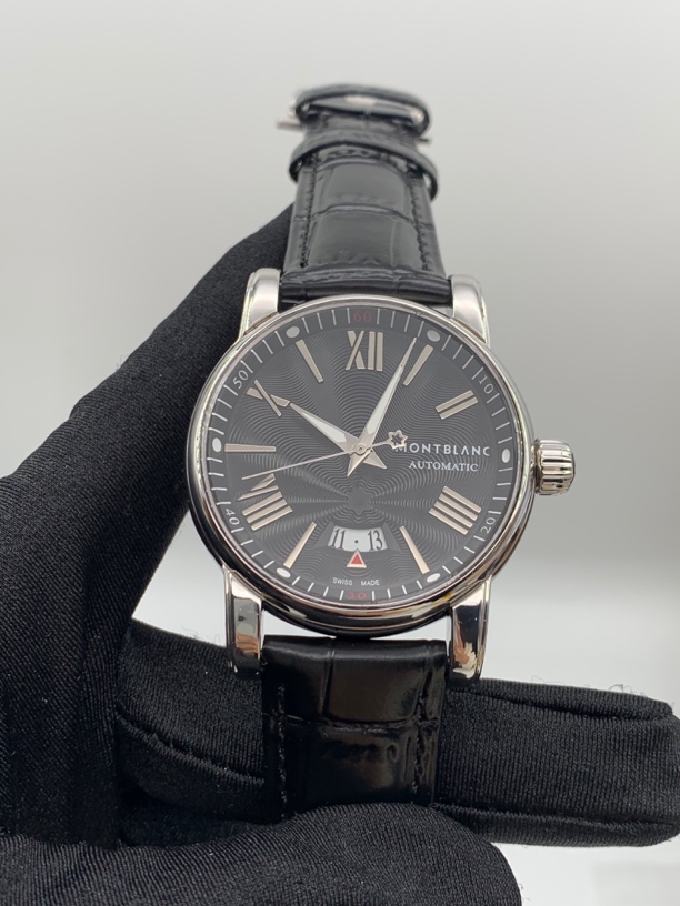 95新 Montblanc/万宝龙 4810系列 表径：42mm 公价：23500