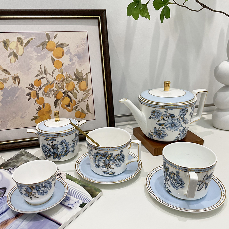 遇见查里 蓝牡丹骨瓷杯碟系列