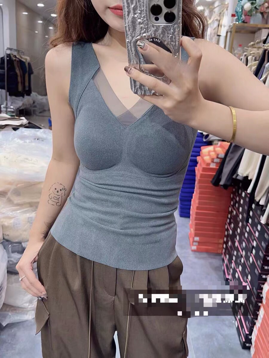 冬季新款一体聚拢3D立体固定杯保暖内衣V领蕾丝领性感美背背心女