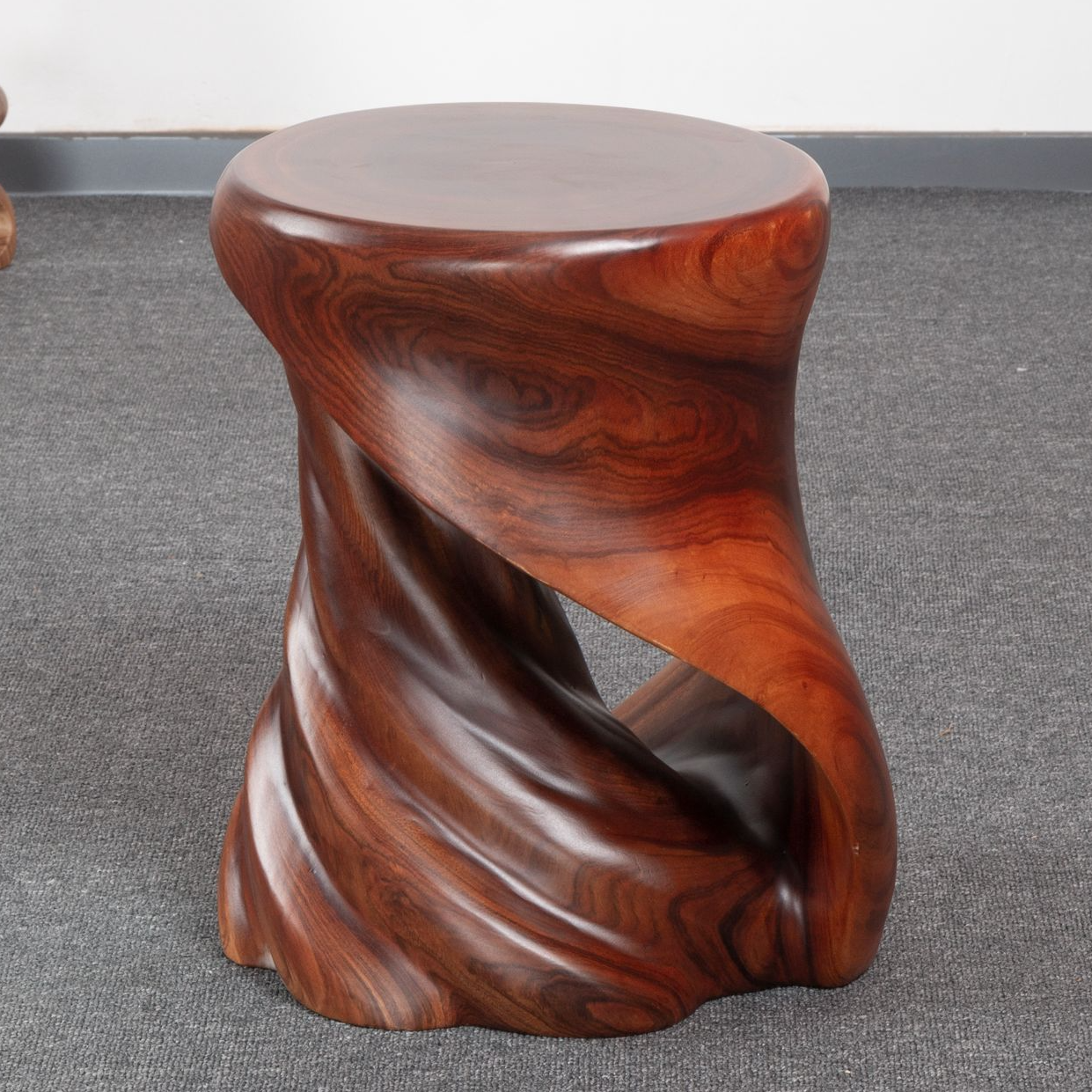 森活林香樟木《扭转乾坤》原创实木凳子底座时尚客厅家用百搭换鞋凳