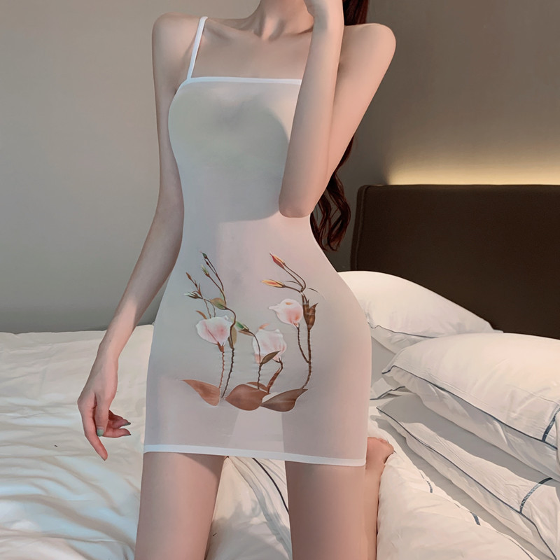 吊带包臀睡裙超薄连衣裙女不规则情调睡衣小个子白色